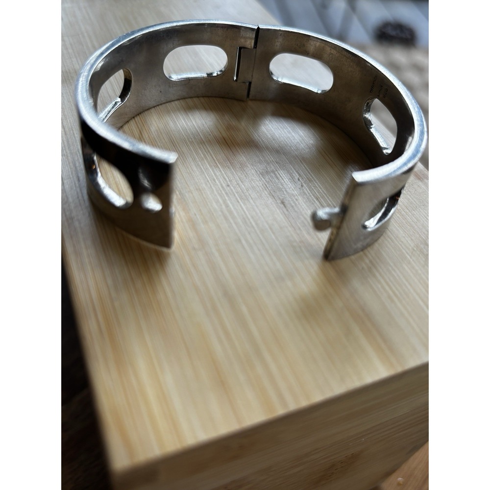 Solid Sterling Silver Hinged Bangle Bracelet 72.2… - image 3